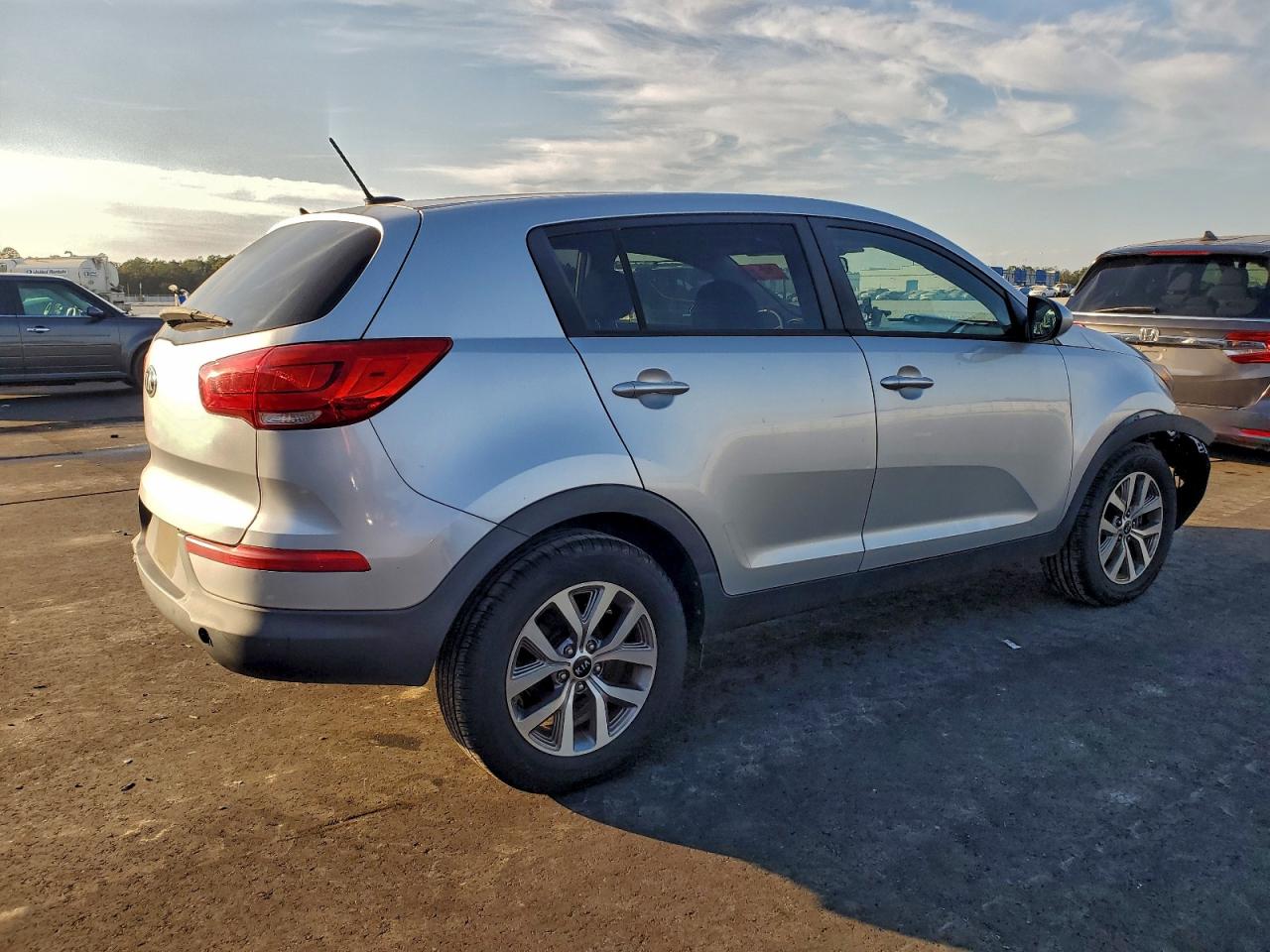 Kia Sportage Lx Image 11