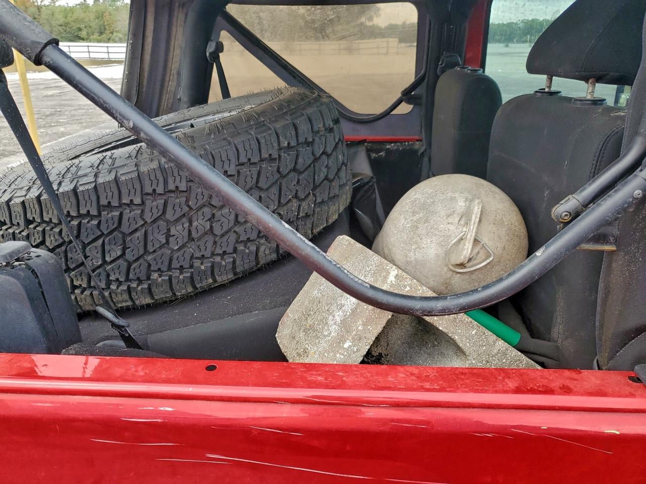 Jeep Wrangler Sport Image 6