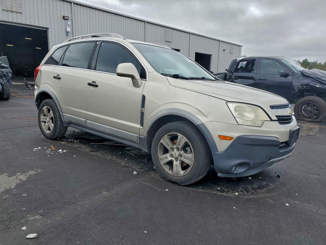 Chevrolet Captiva Ls Image 11