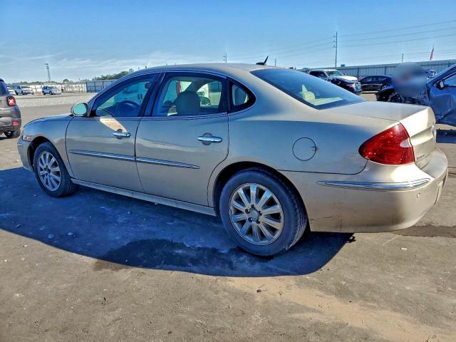 Buick LaCrosse Cxl Image 4