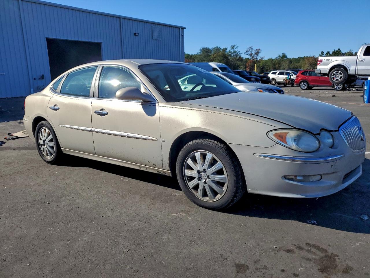 Buick LaCrosse Cxl Image 2