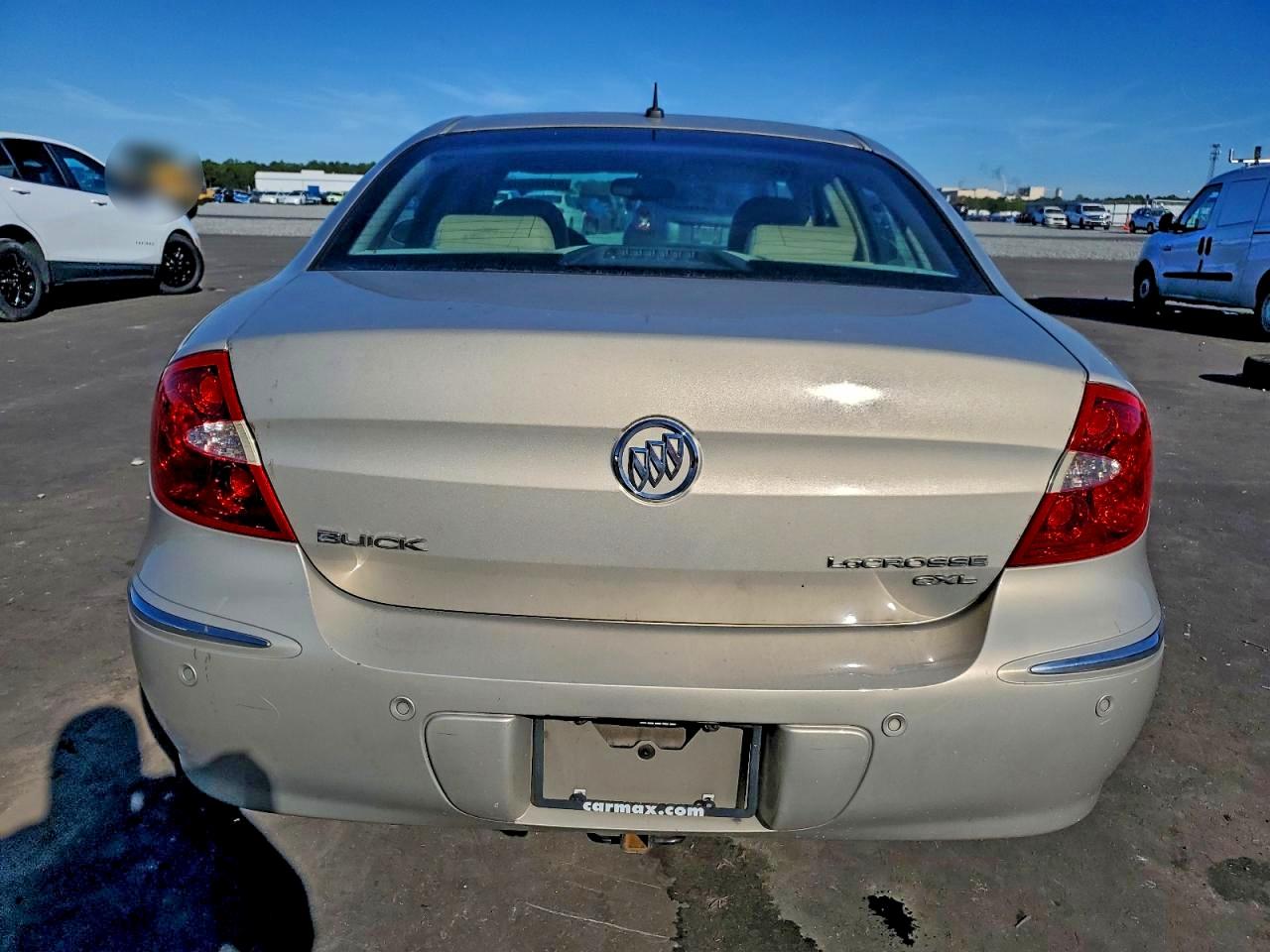 Buick LaCrosse Cxl Image 8