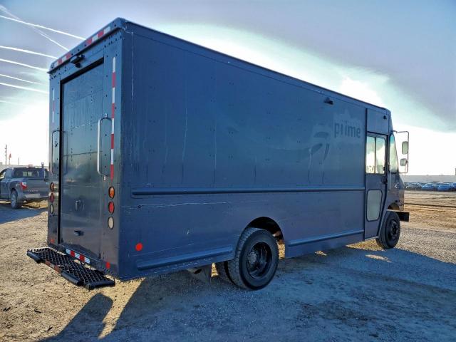 Freightliner Mt45 M Line Walk-in Van Image 2