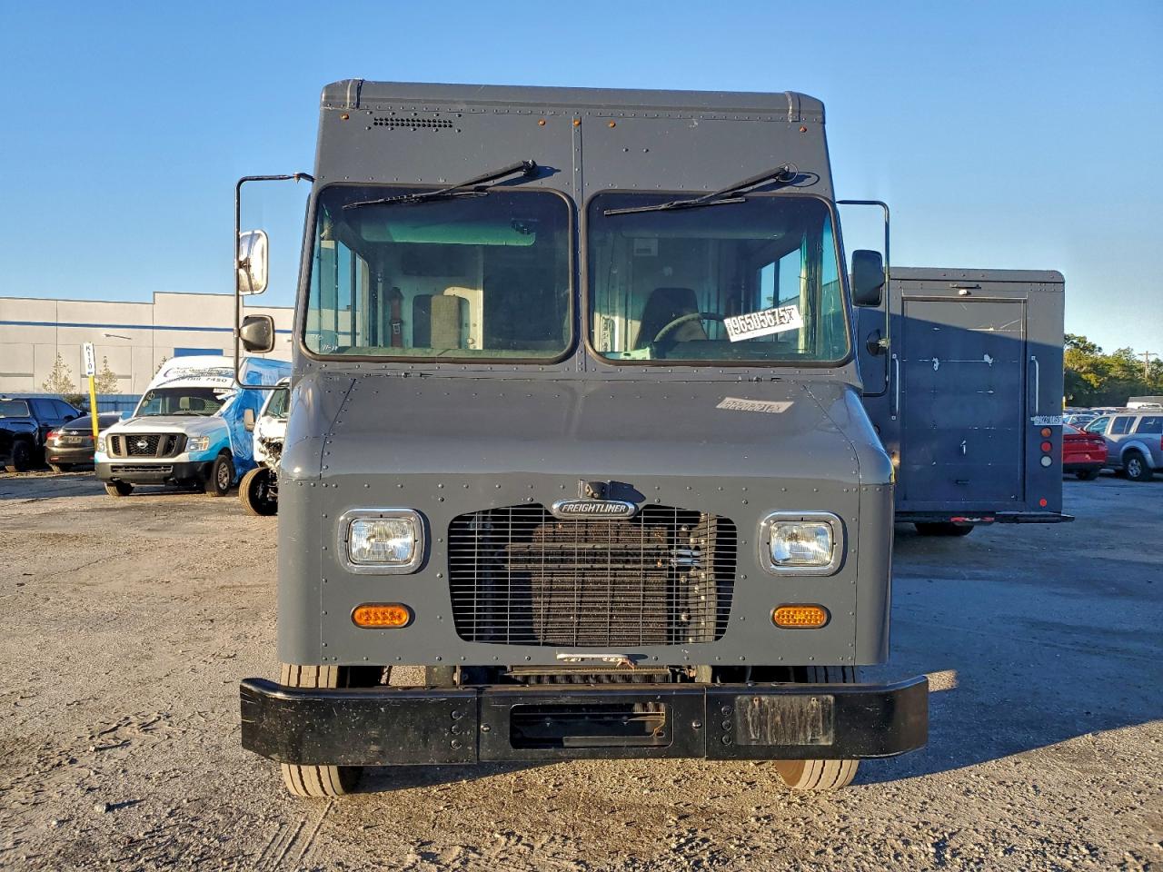 Freightliner Mt45 M Line Walk-in Van Image 11