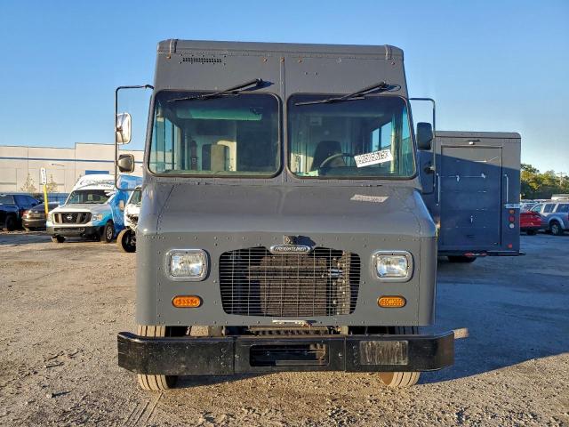 Freightliner Mt45 M Line Walk-in Van Image 11
