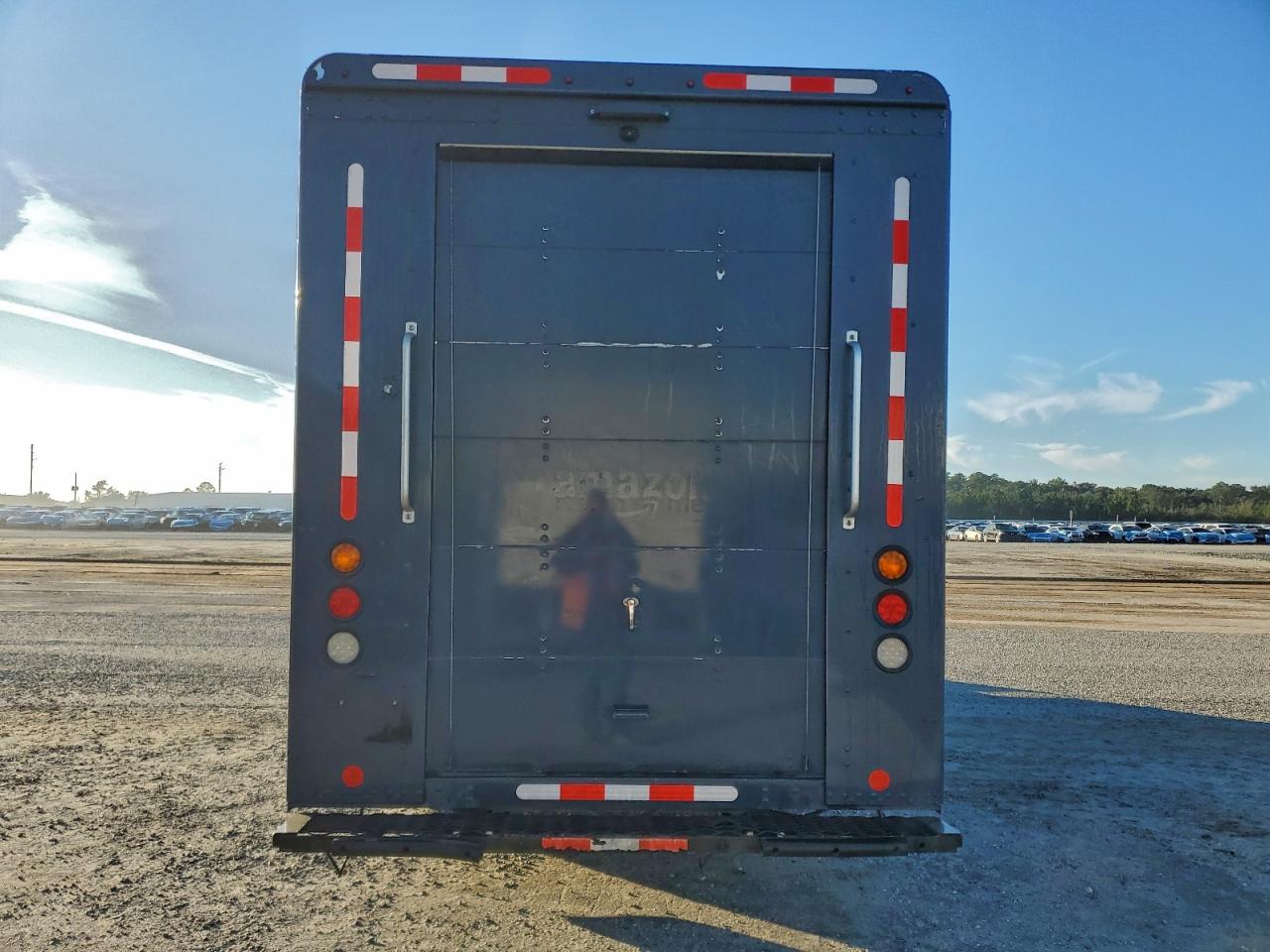 Freightliner Mt45 M Line Walk-in Van Image 5