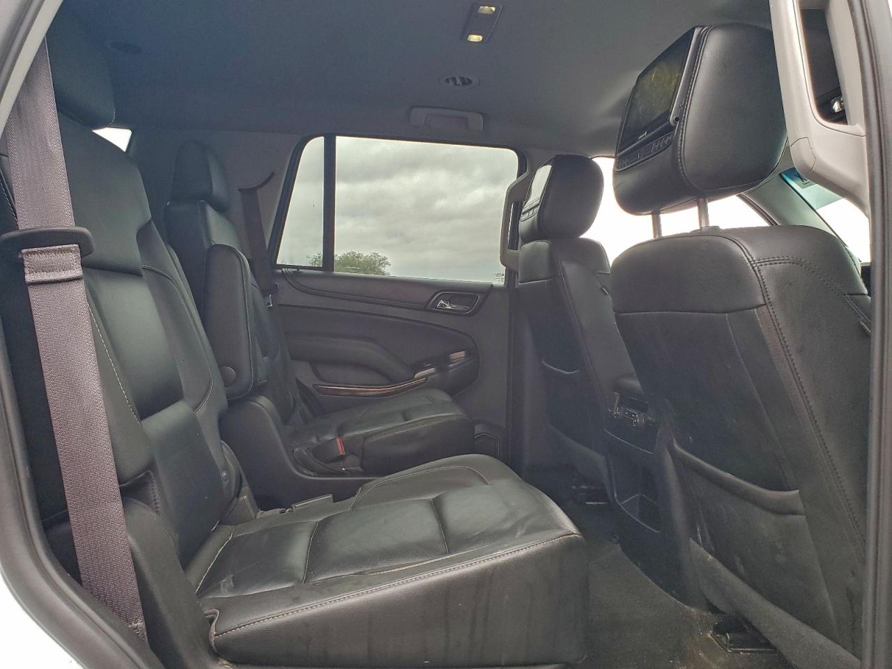 Chevrolet Tahoe C1500 Lt Image 8