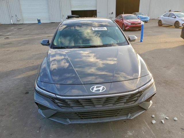 Hyundai ELANTRA Sel Image 13