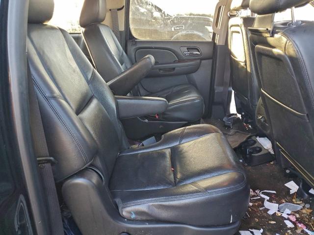 Chevrolet Suburban C1500 Ltz Image 9