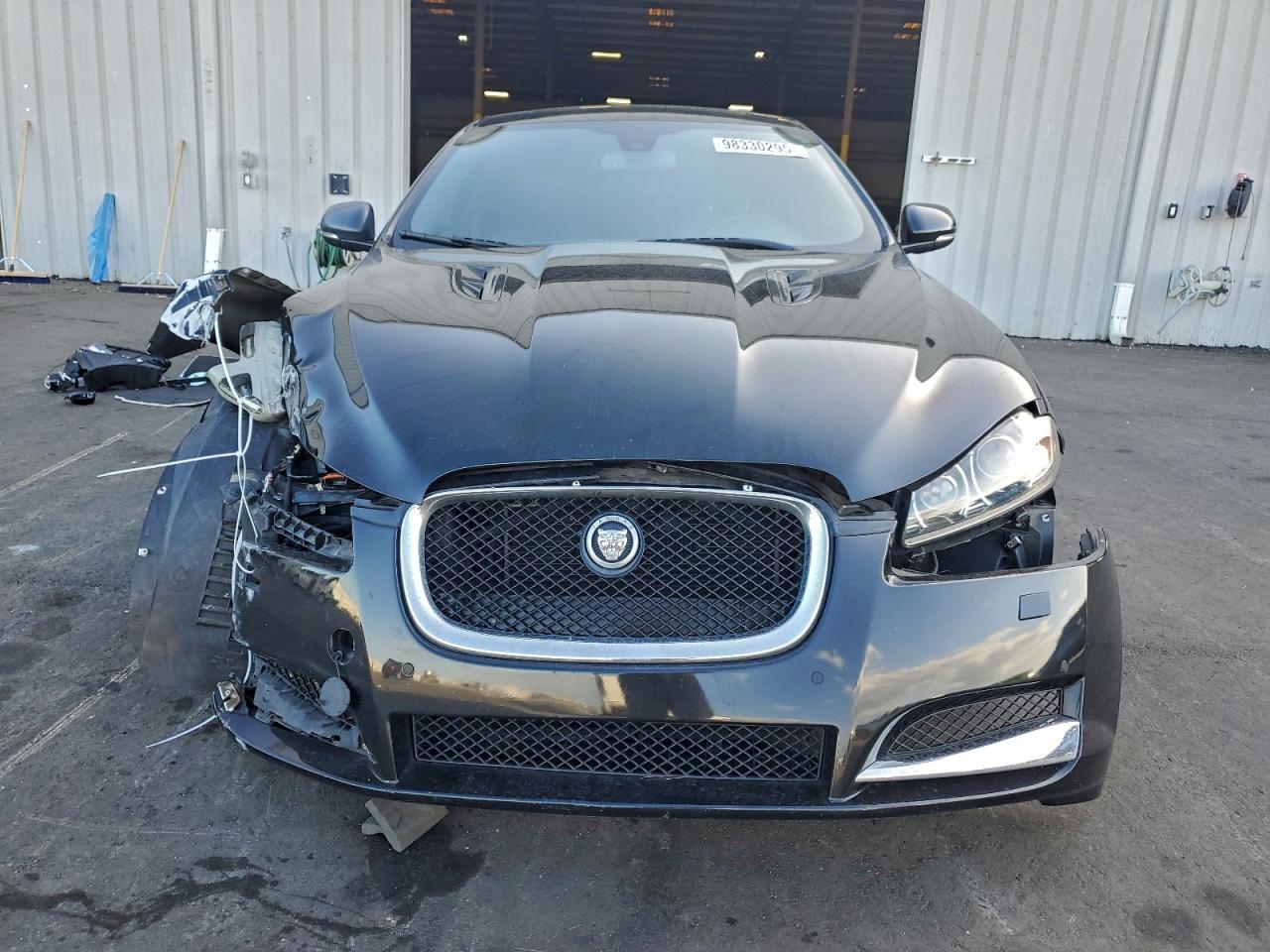Jaguar XF Supercharged Image 8