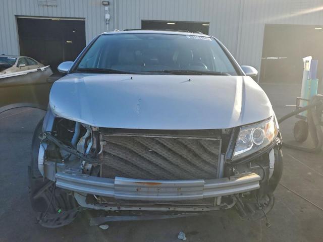 Honda Odyssey Touring Image 11