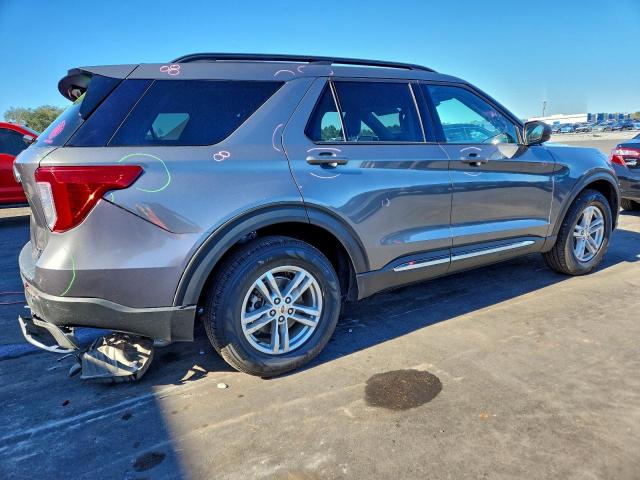 Ford Explorer Xlt Image 11