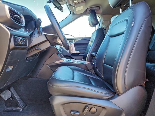 Ford Explorer Xlt Image 6