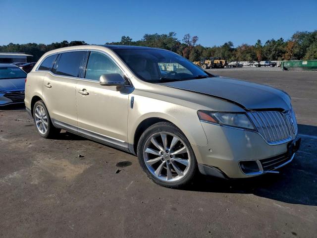 Lincoln MKT Image 8