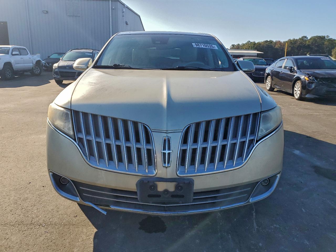 Lincoln MKT Image 4