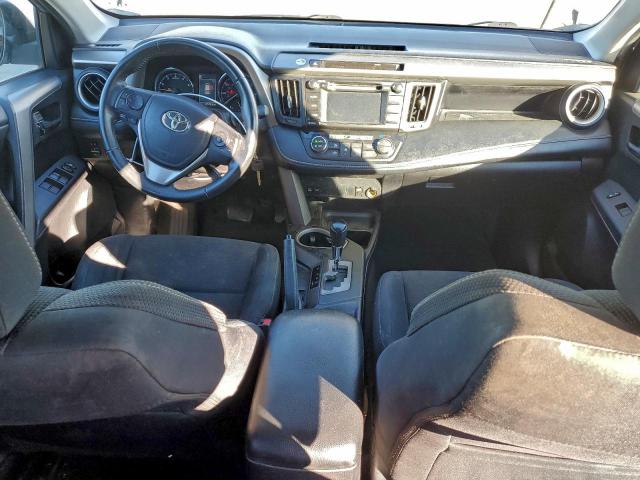 Toyota RAV4 Xle Image 4