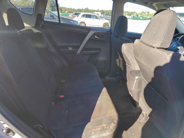 Toyota RAV4 Xle Image 6