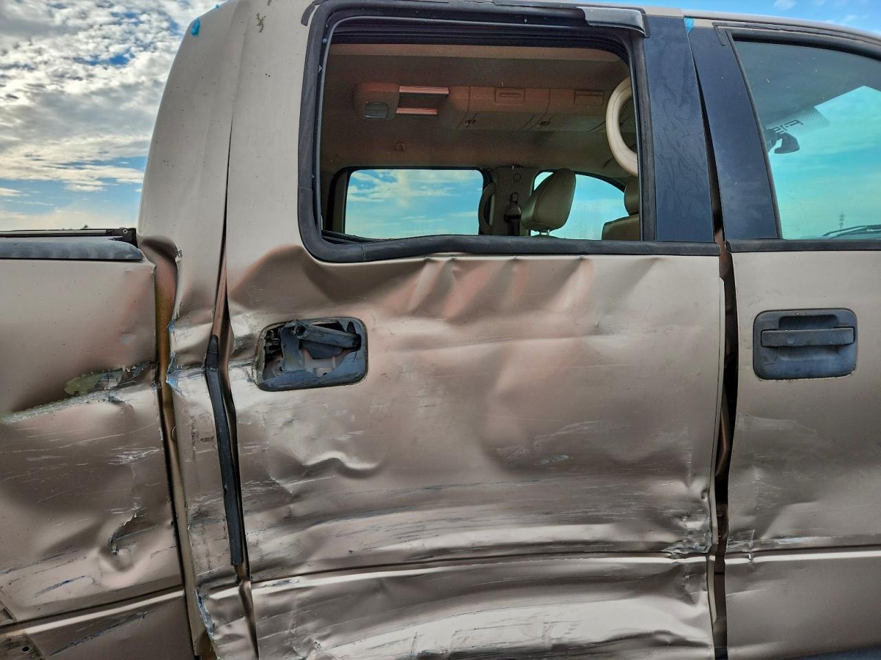 Ford F-150 Supercrew Image 9