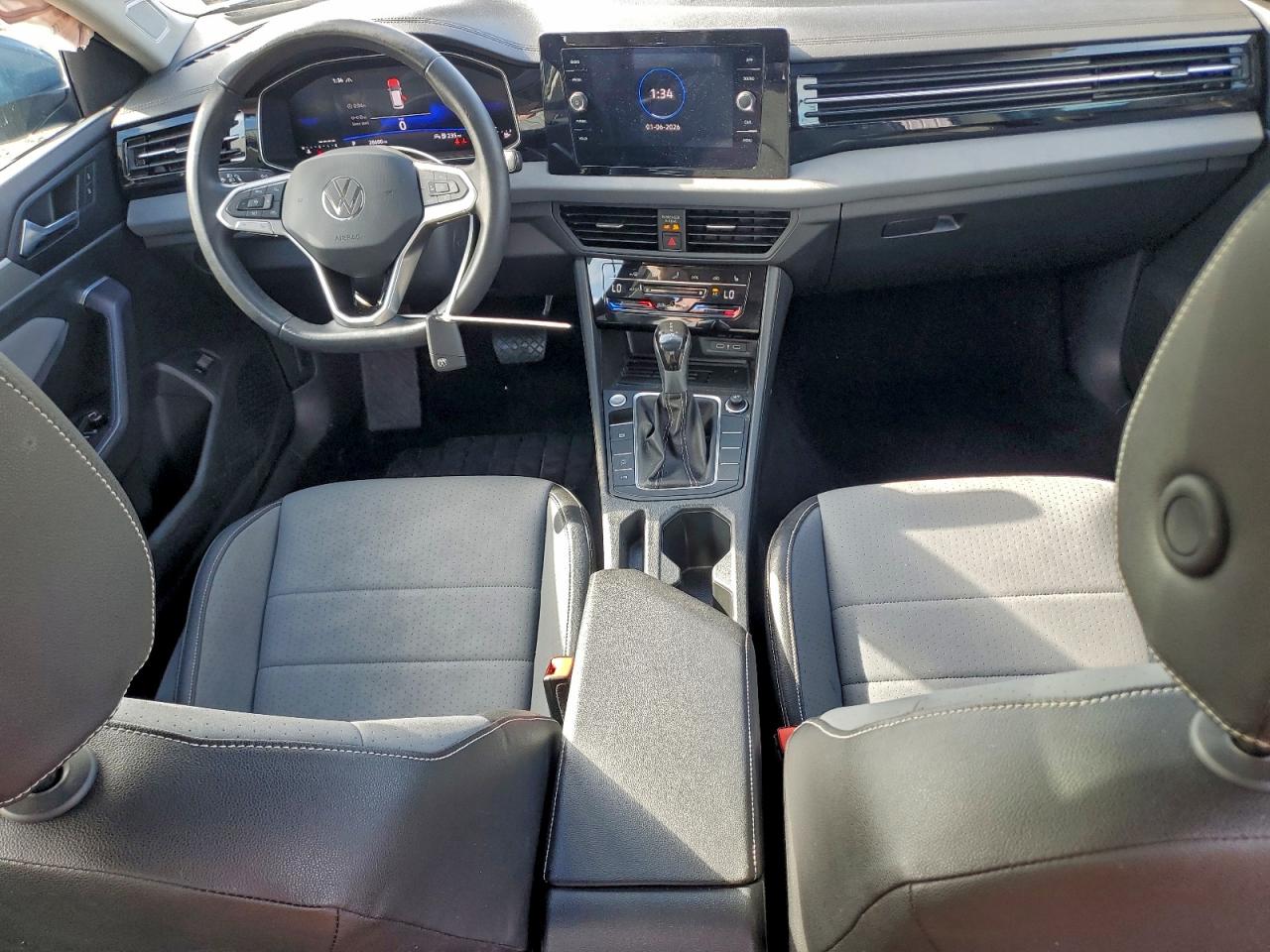 Volkswagen Jetta Se Image 10