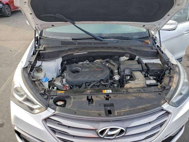 Hyundai SANTA FE Image 13