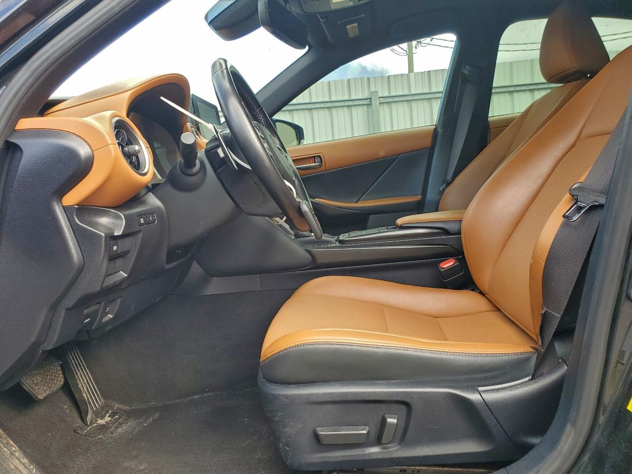 Lexus Is 300 Image 12