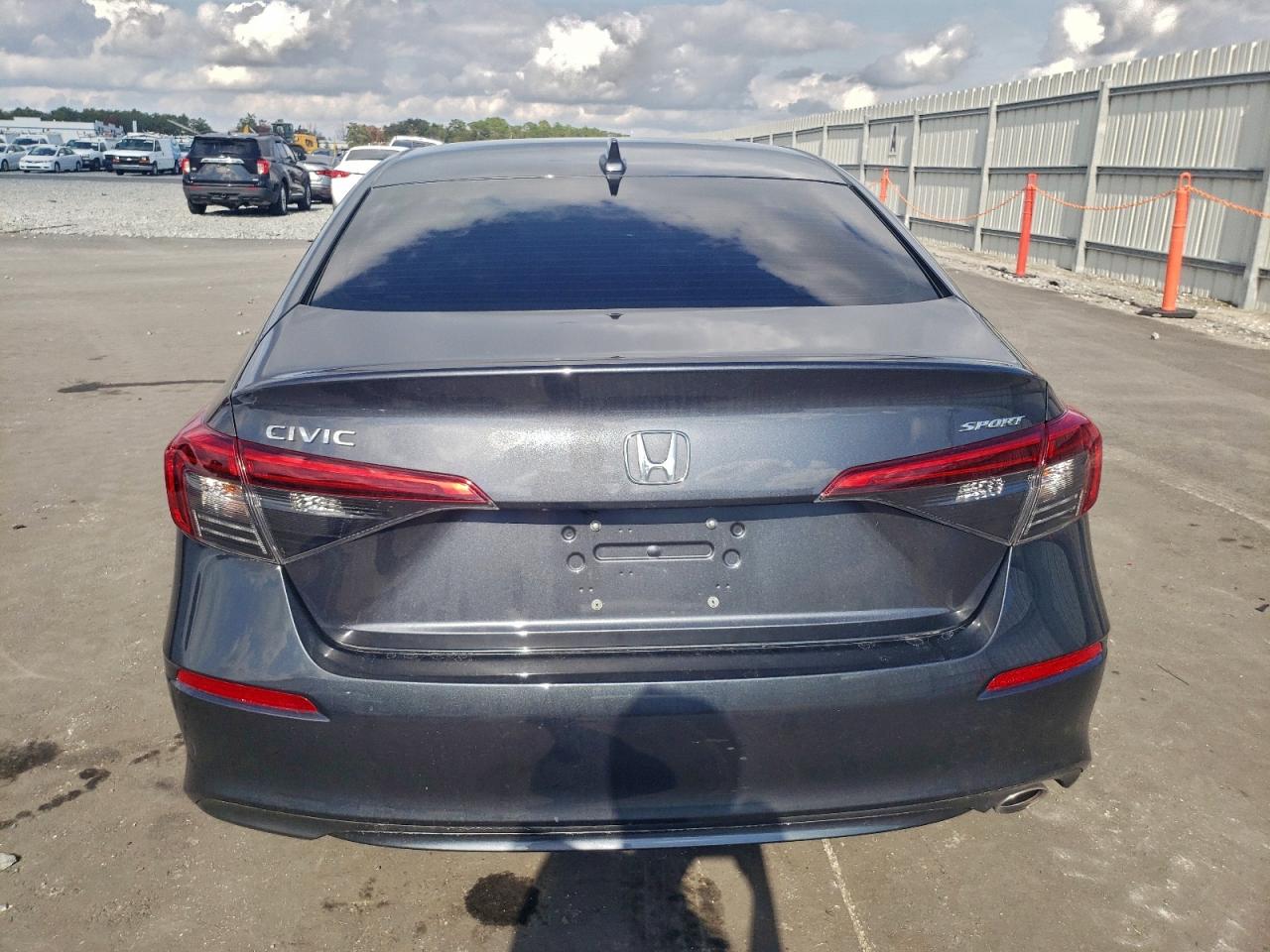 Honda Civic Sport Image 12