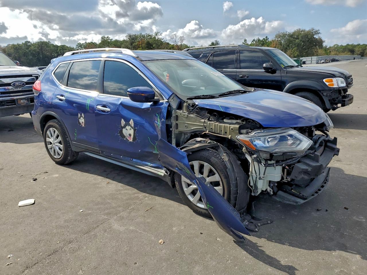 Nissan Rogue S Image 8