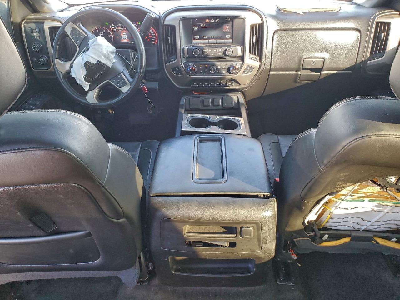 GMC Sierra K2500 Denali Image 7