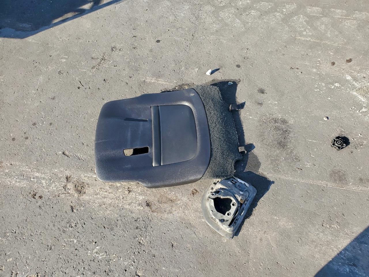 GMC Sierra K2500 Denali Image 12