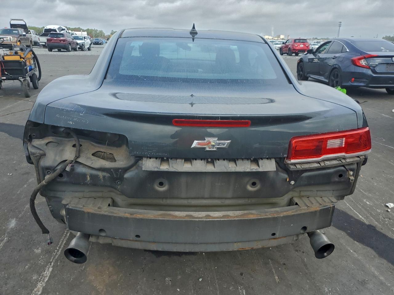 Chevrolet Camaro Ls Image 6