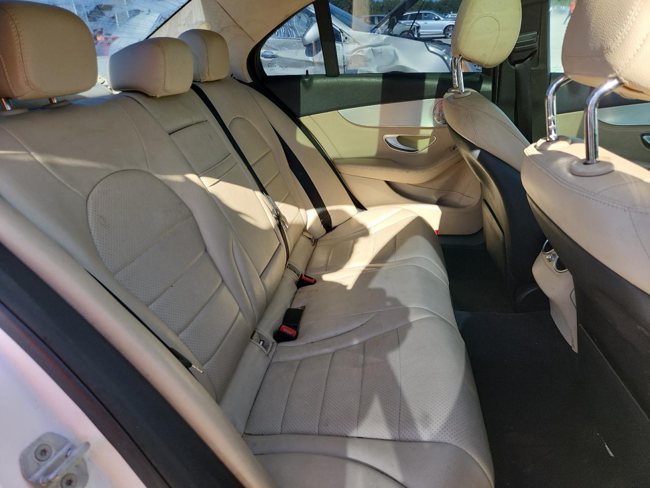 Mercedes-Benz C-Class 300 4matic Image 9