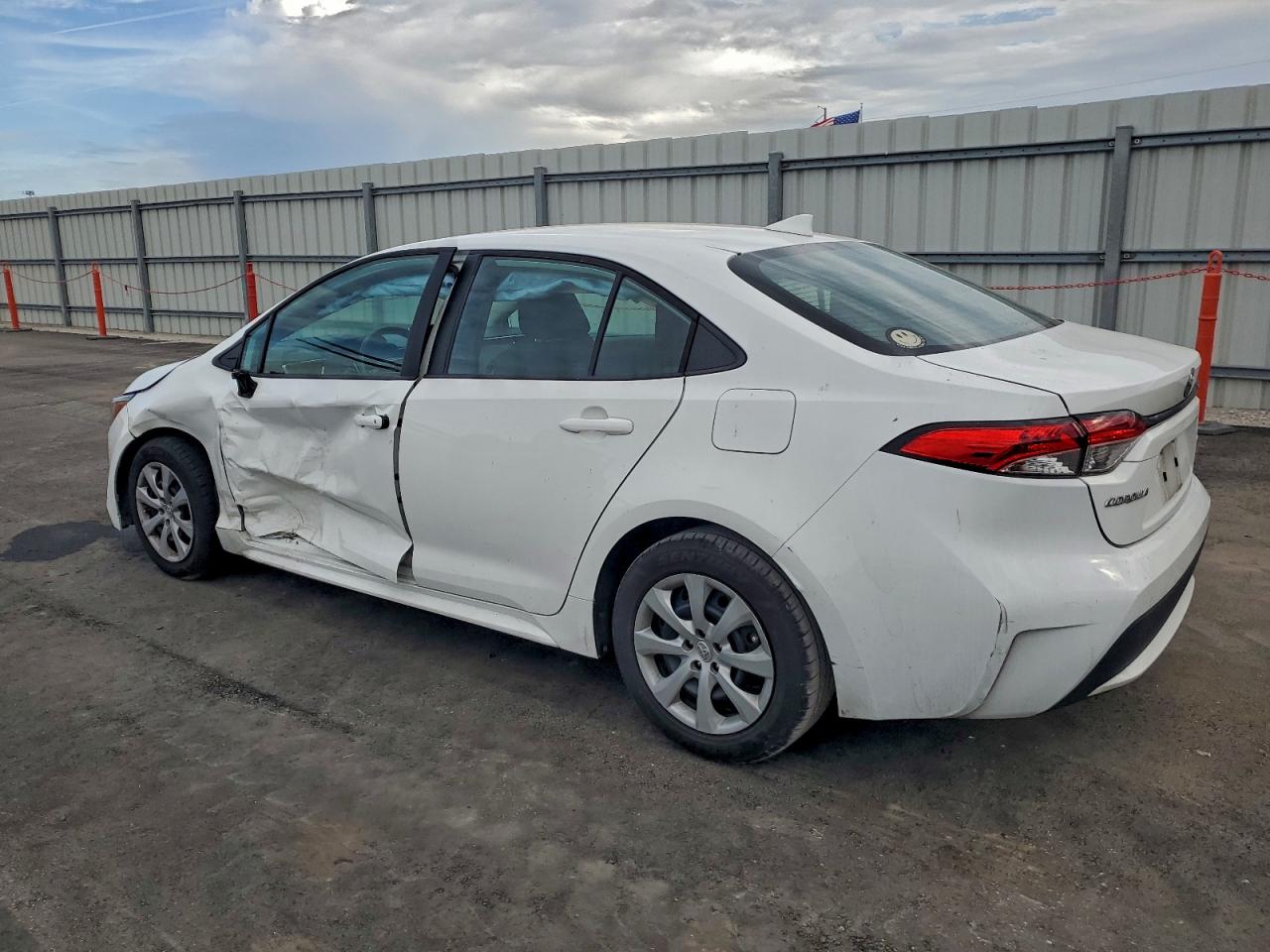 Toyota Corolla Le Image 3