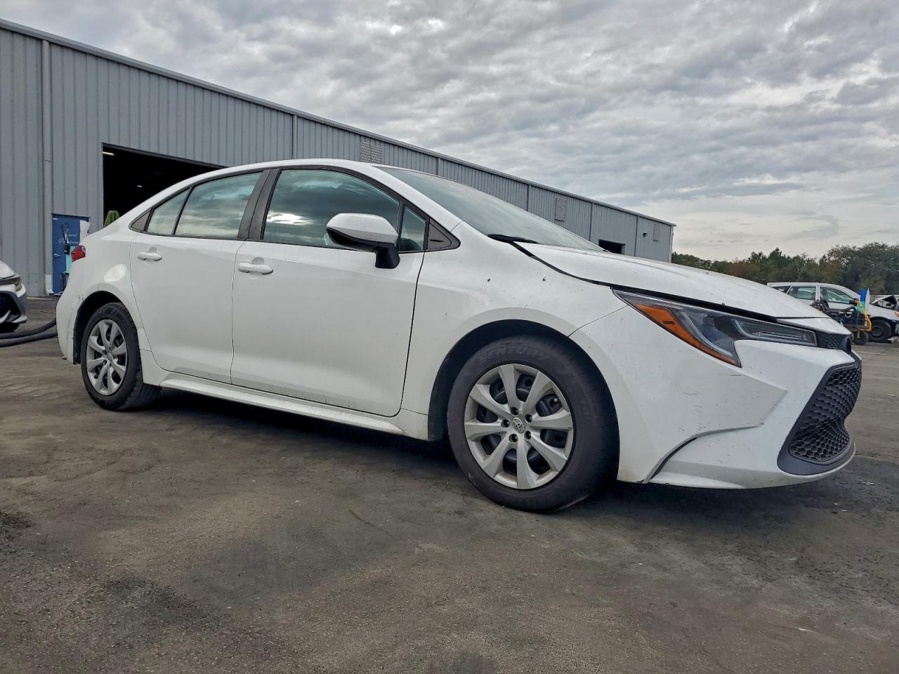 Toyota Corolla Le Image 2