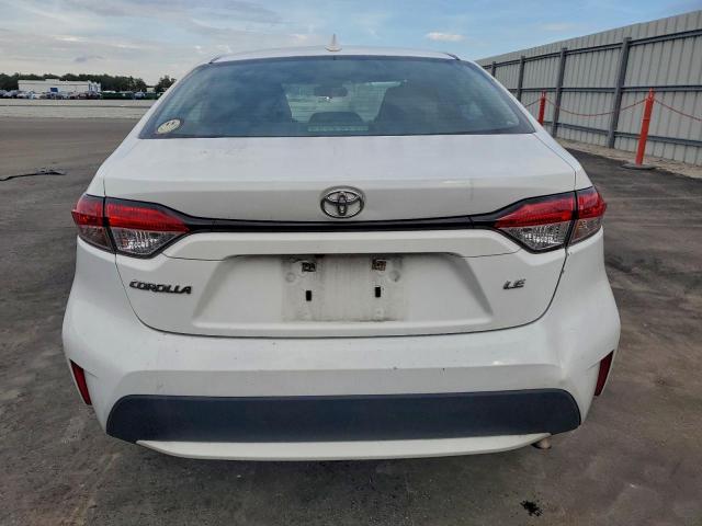 Toyota Corolla Le Image 5