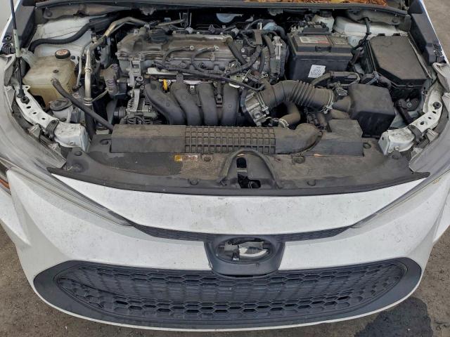 Toyota Corolla Le Image 9