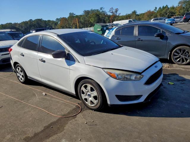 Ford Focus S Image 3