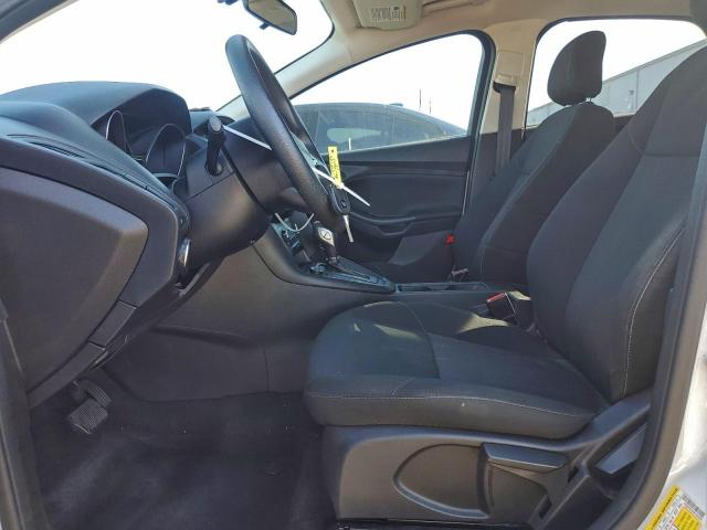 Ford Focus S Image 12