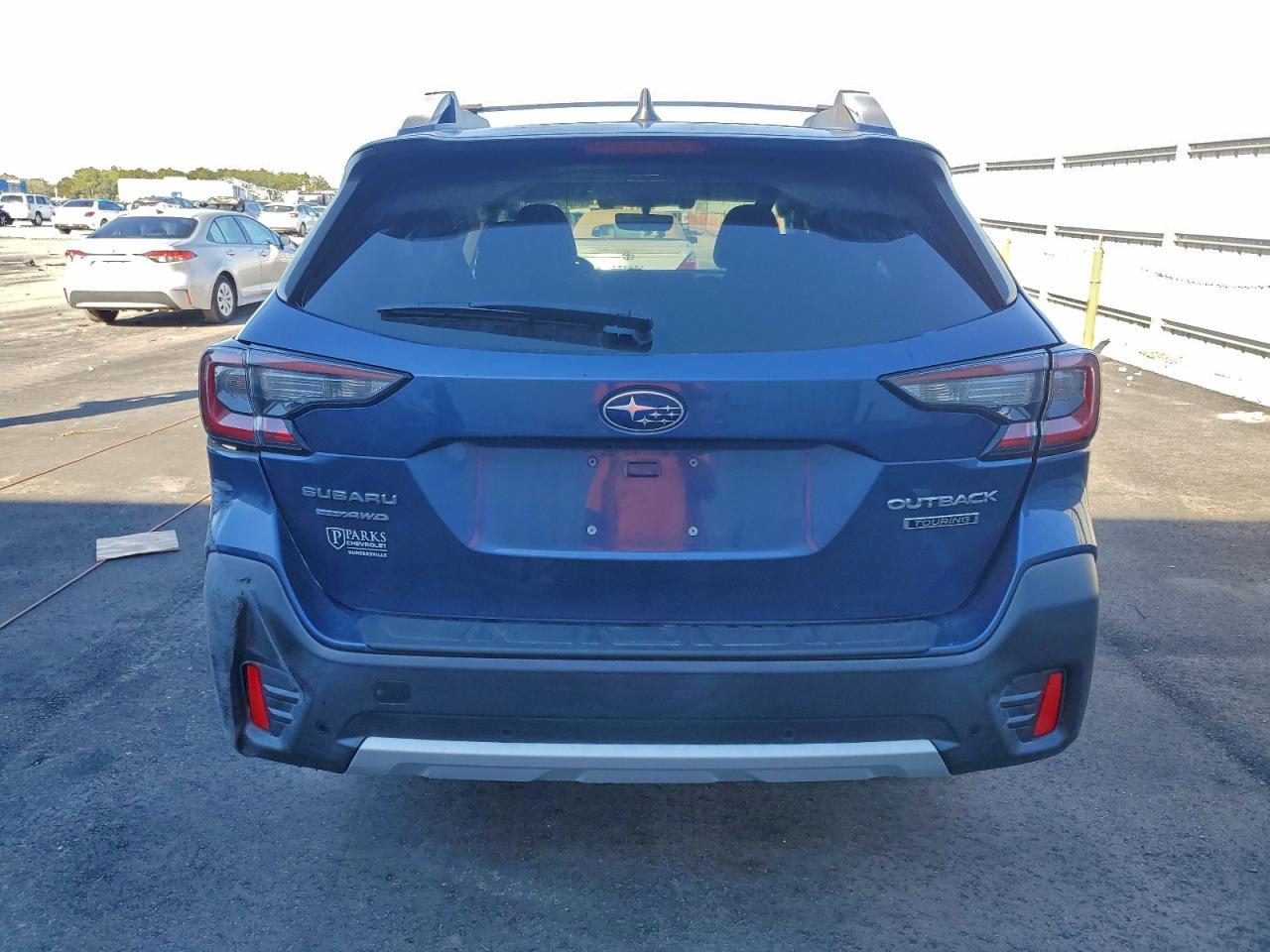 Subaru Outback Touring Image 3