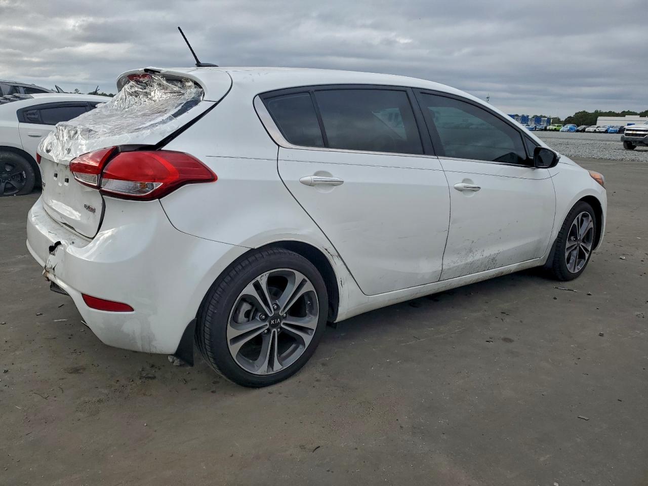 Kia Forte Ex Image 3