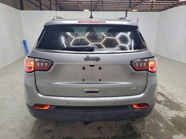 Jeep Compass Latitude Image 7