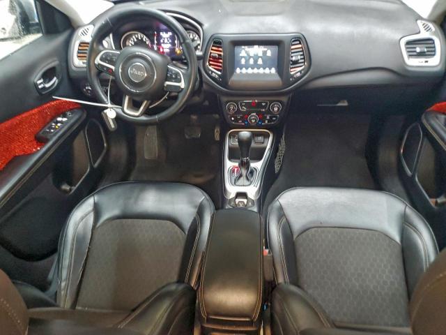 Jeep Compass Latitude Image 3