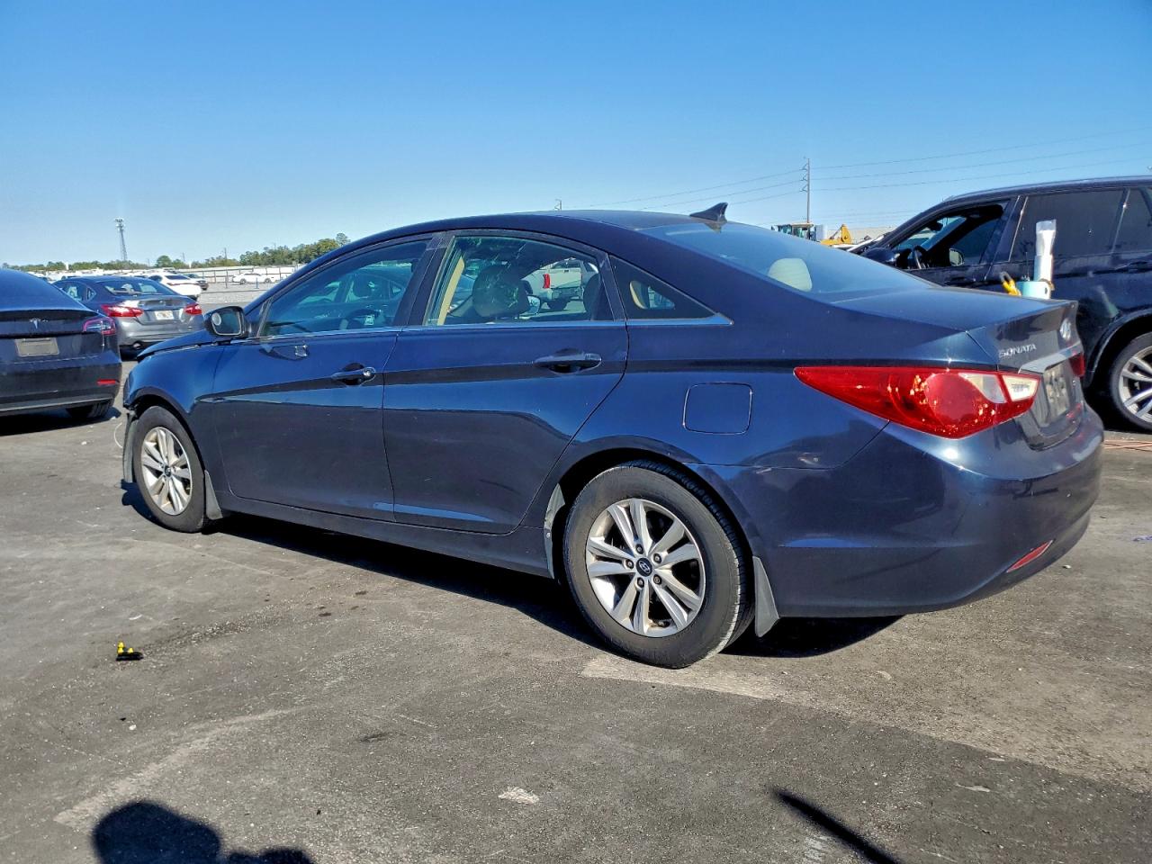 Hyundai SONATA Gls Image 4