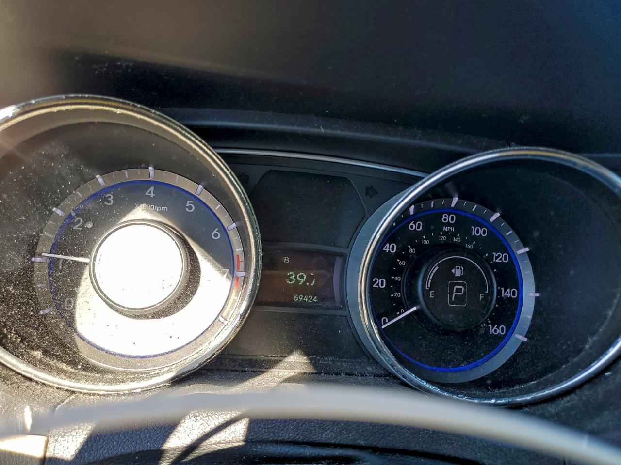 Hyundai SONATA Gls Image 12