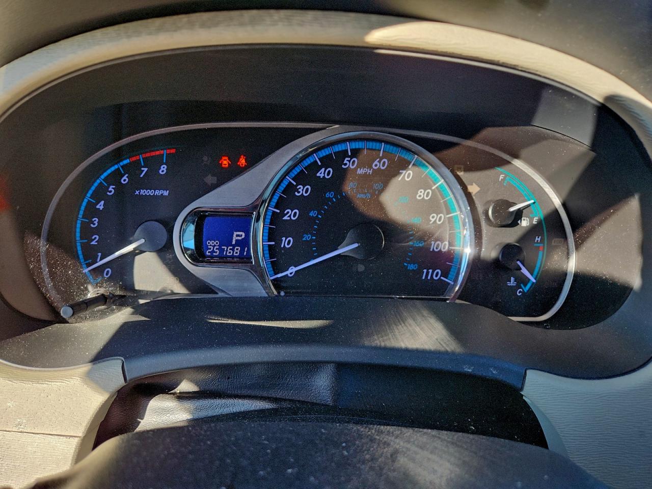 Toyota Sienna Xle Image 7