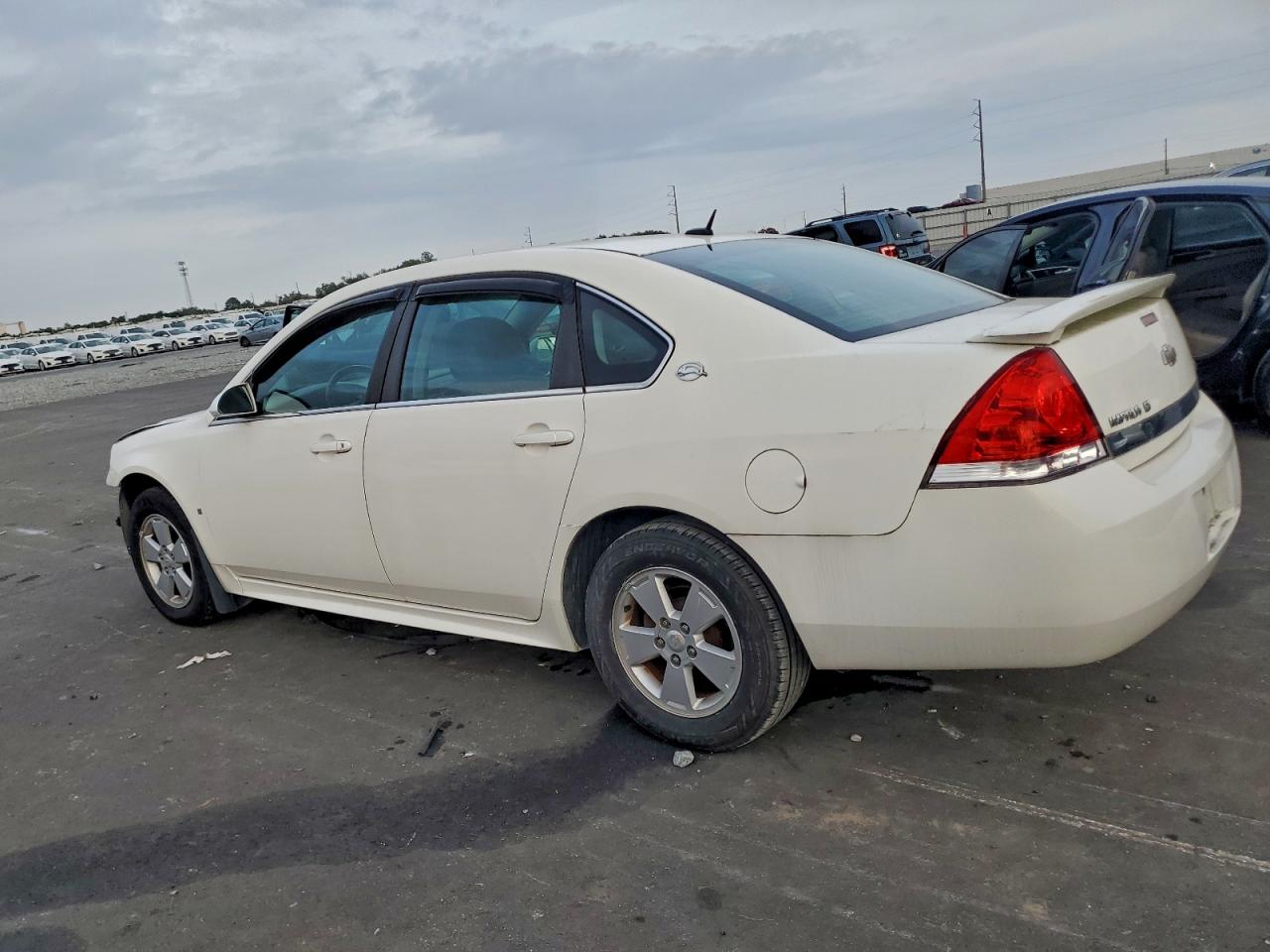 Chevrolet Impala 1lt Image 4