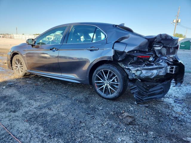 Toyota Camry Se Night Shade Image 4