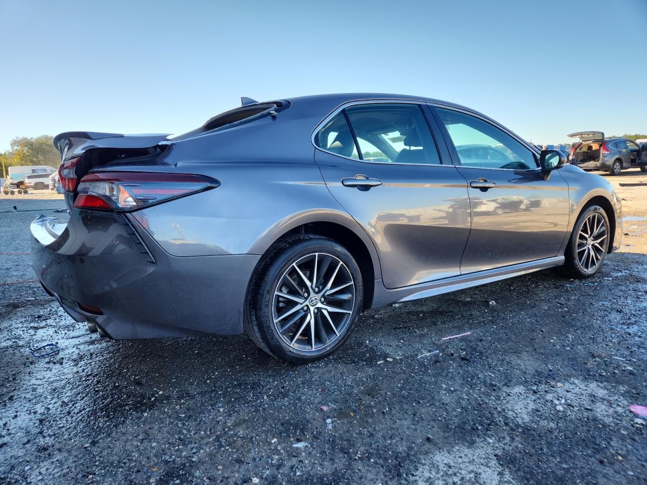 Toyota Camry Se Night Shade Image 9