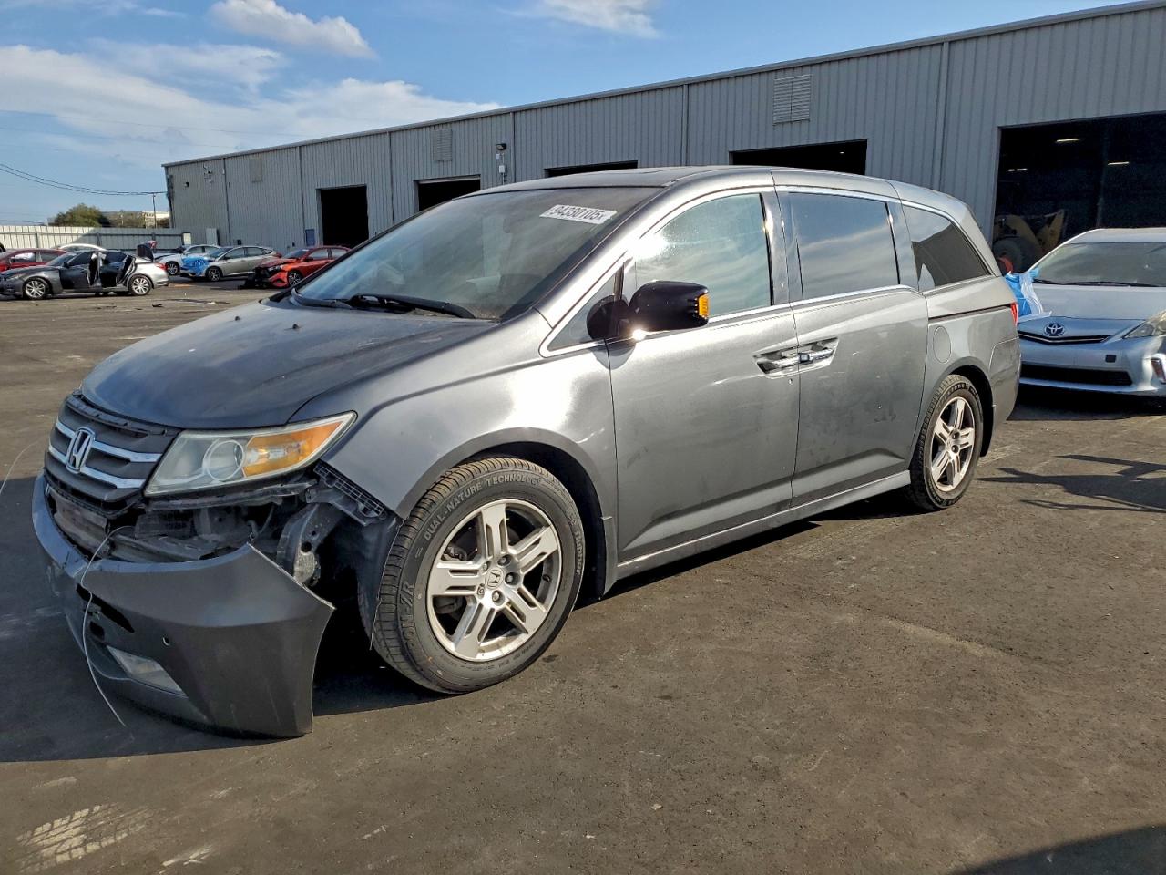 Honda Odyssey Touring Image 1