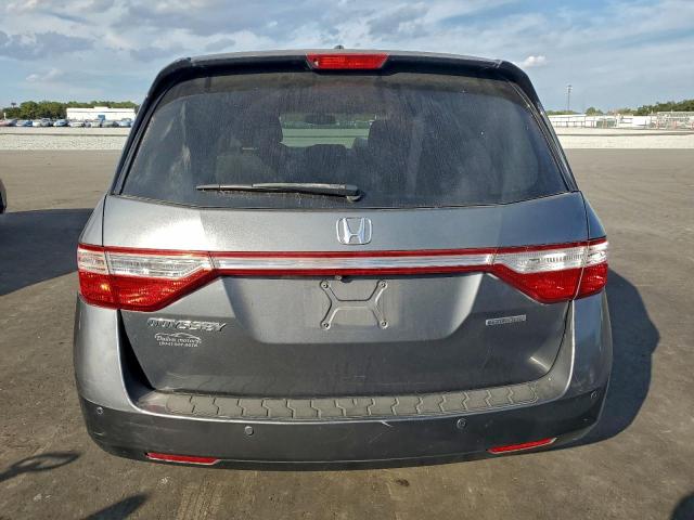 Honda Odyssey Touring Image 5