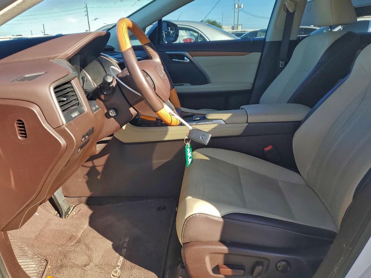 Lexus RX 350 Base Image 9